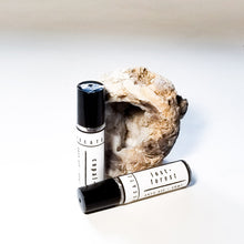 Load image into Gallery viewer, A U R A • o i l